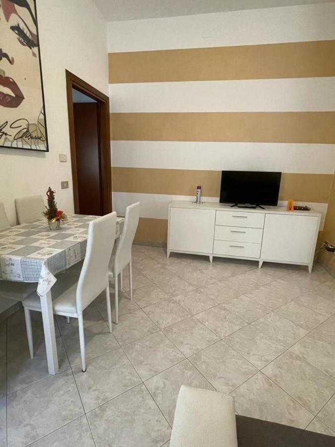 Ferienwohnung Marilyn House Desenzano del Garda Exterior foto